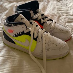 Classic Air Jordon 2.5 big kids